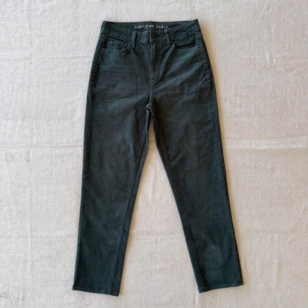 American Eagle Green Corduroy Pants Size 6 Women High Rise Stretch Straight